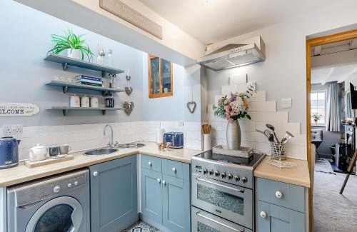 Bretforton House | Crompton Cottage