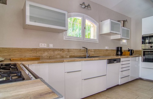 Pignans House | Cros de Gourdin by Interhome