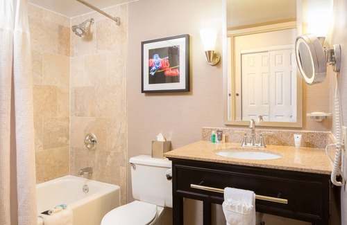 Pinch District Hotel | Crowne Plaza Memphis Downtown Hotel, an IHG Hotel