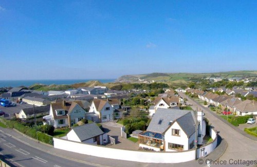 Croyde House | CROYDE WAVES 4 Bedrooms