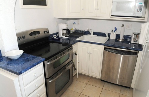 Red Hook Apartment | Crystal Cove Villas