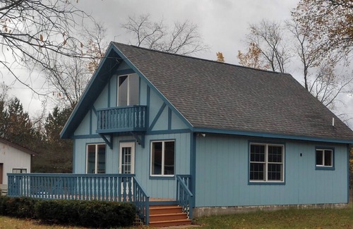 Thompsonville Ski Chalet | Crystal Hideaway Chalet!Secluded 5 acres of natural beauty.