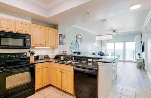 Gulf Shores Condo | Crystal Tower 1902 | Gulf Shores, AL