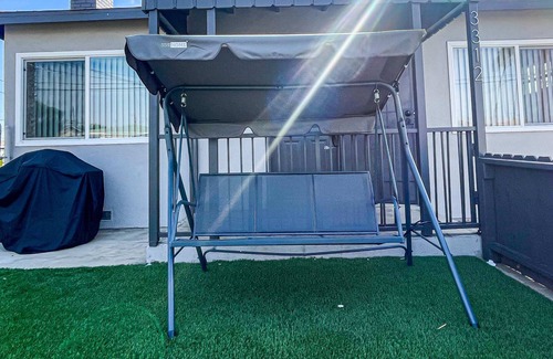 Ladera Heights House | Cubier: Tranquil Home Near SoFi Stadium (RB-LAD)