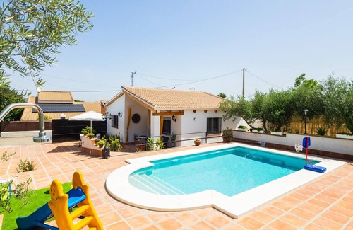 Alhaurin el Grande Cottage | Cubo's Casa Rural Entre Olivos del Azahar/private pool/air conditioning/free wifi