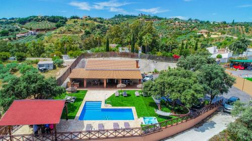 Alhaurin el Grande Villa | Cubo's El Balcon de las Lomas