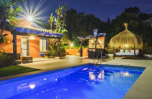 Alhaurin el Grande Cottage | Cubo's Finca la Encina/Swimming pool/private garden/satellite TV/wifi