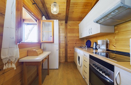 Alhaurin el Grande Cottage | Cubo's Finca La Rosa del Zangano/Rural/pool/barbecue/WIFI