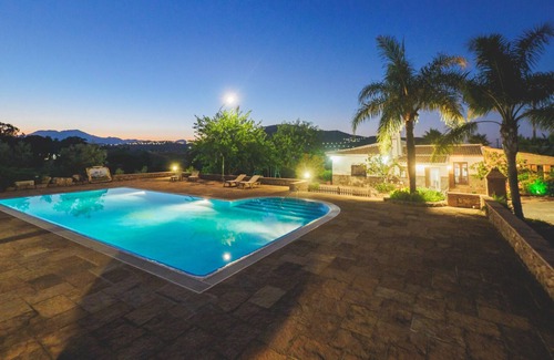 Alhaurin el Grande Cottage | Cubo's Finca Los Magnolios/private pool/free wifi