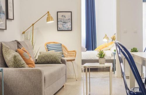 Capuchinos Apartment | Cubo's Malaga Center El Molinillo