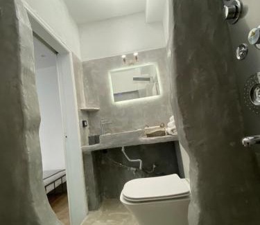 Pyrgos Apartment | Cueva Con Vista Studios