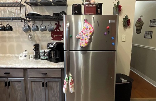 Montgomery House | Cupcake House: Cute and Cozy Getaway