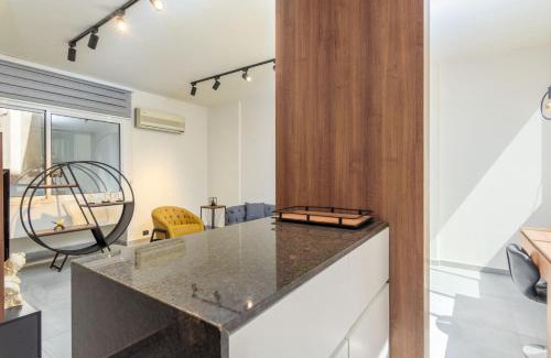 Gemmayzeh Apartment | Curl 2-Bedroom Apartment in Gemmayzeh
