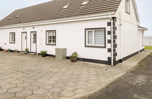 Mulranny Cottage | CURRAGH HILL, family friendly in Mulranny, County Mayo