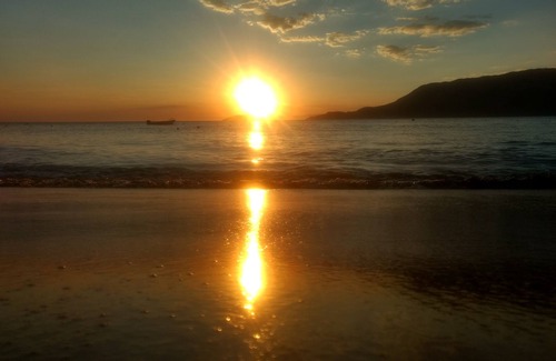 Ilhabela Ski Chalet | Curral Beach CASUAL SUITES