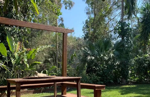 Currumbin Villa | Currumbin Beach Villa-Tropical Garden-Pets Welcome-Short walk to Currumbin Beach