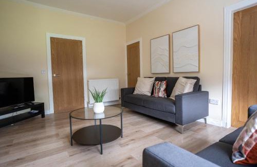 King's Park Apartment | Curtis Apartment