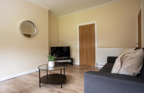 King's Park Apartment | Curtis Apartment