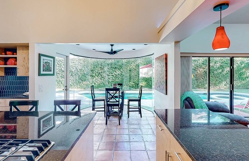 King City House | Custom, dog-friendly home with a private pool, pool spa, WiFi, & central A/C