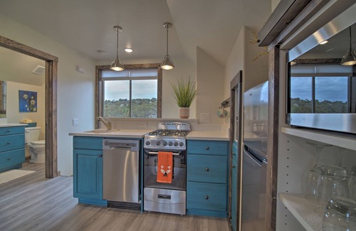 Cedar City Apartment | Custom Studio Apartment with Mountain Views and Garage Parking!