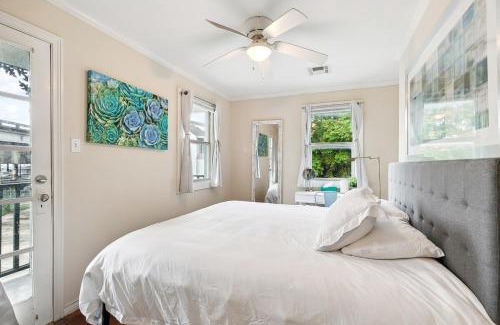 Treme Apartment | Cute 2Bed 1 bath 1half bath, 7 blocks from French Q steps to Jazz venues, free gated parking incl