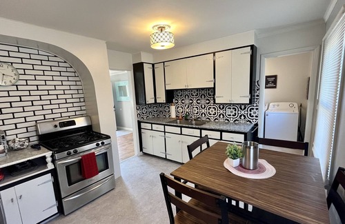 Marshall House | Cute and cozy three-bedroom home central to Missouri Valley College and shopping