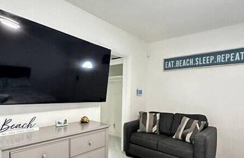 Parkside Apartment | Cute apartment 6 min from Hollywood beach