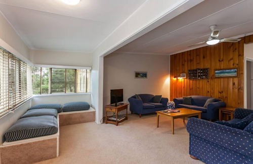 Surf Coast House | Cute As A Button Beach Cottage