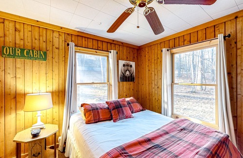 Sky Valley House | Cute cabin with private hot tub, lake/beach access, firepit, & outdoor area