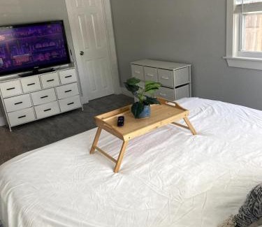 Pinellas Park House | Cute House With Pool For Up To 7 Guests