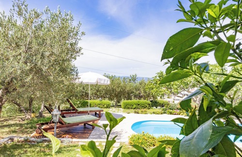 Makarska House | Cute house with pool for 3 people, teracce with sea view, garden