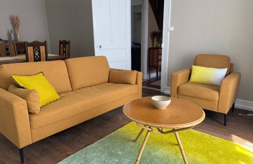 Montmorillon House | Cute newly renovated private townhouse in the town centre