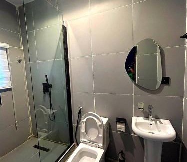 Apapa Apartment | Cute One bedroom with swimming pool Victoria Island