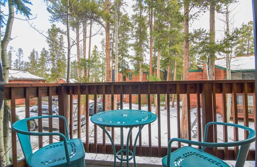 Peak 8 Condo | Cute, Quiet 1 Bedroom, Peak 8 Base Area