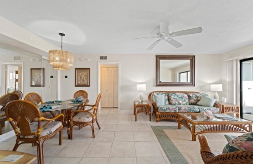 Siesta Key Apartment | Cute Siesta Key Condo Close To Beach Restaurants