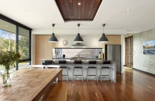 Apollo Bay House | Cypress Hill - By the Ocean