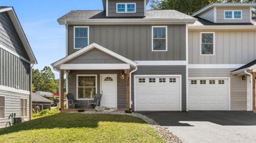 Asheville House | Cypress Sycamore by AvantStay 6 Mins to Downtown