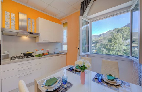 Salo Apartment | Cytrus Salò 500m From Lake and Center