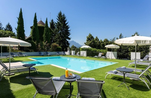 Chambery Apartment | Dégustations de Vin ! Chateau, Piscine sur place