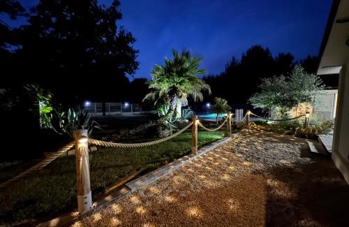 Soulac-sur-Mer House | Dépendance avec piscine et spa partagés - plage 130 m