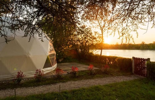 Saint-Dye-sur-Loire Apartment | Dôme de Loire