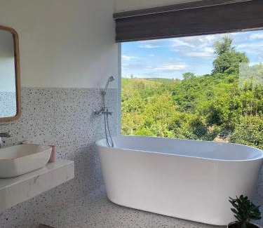 Bao Loc House | Dứa Homestay