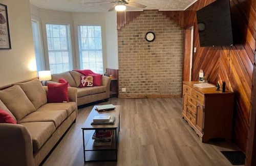 Leadsville House | D&E Beauty!