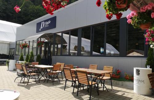 Brosteni Hotel | D' Magic