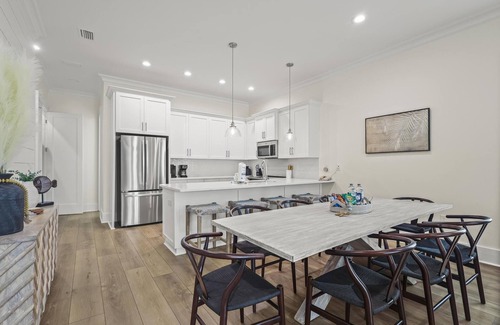 Gulf Shores Cottage | D Place to Be at Pelican Place -Brand New - Signature Properties