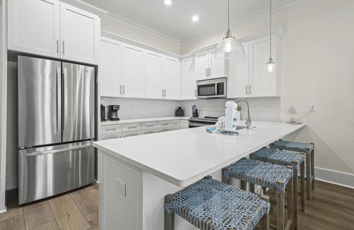 Gulf Shores Cottage | D Place to Be at Pelican Place -Brand New - Signature Properties