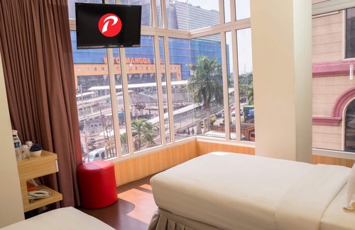 Old Jakarta Hotel | d'primahotel WTC Mangga Dua