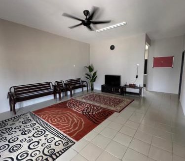 Kuantan House | D’ QR Homestay Kuantan