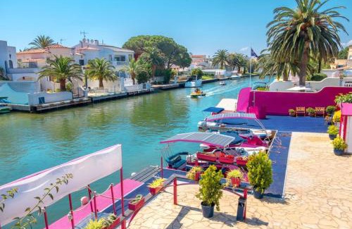 Empuriabrava Apartment | D2-5 Ampuria Delta Sunset with parking & wifi