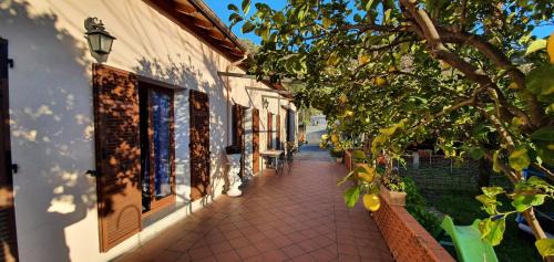Vallecrosia House | Da Caterina